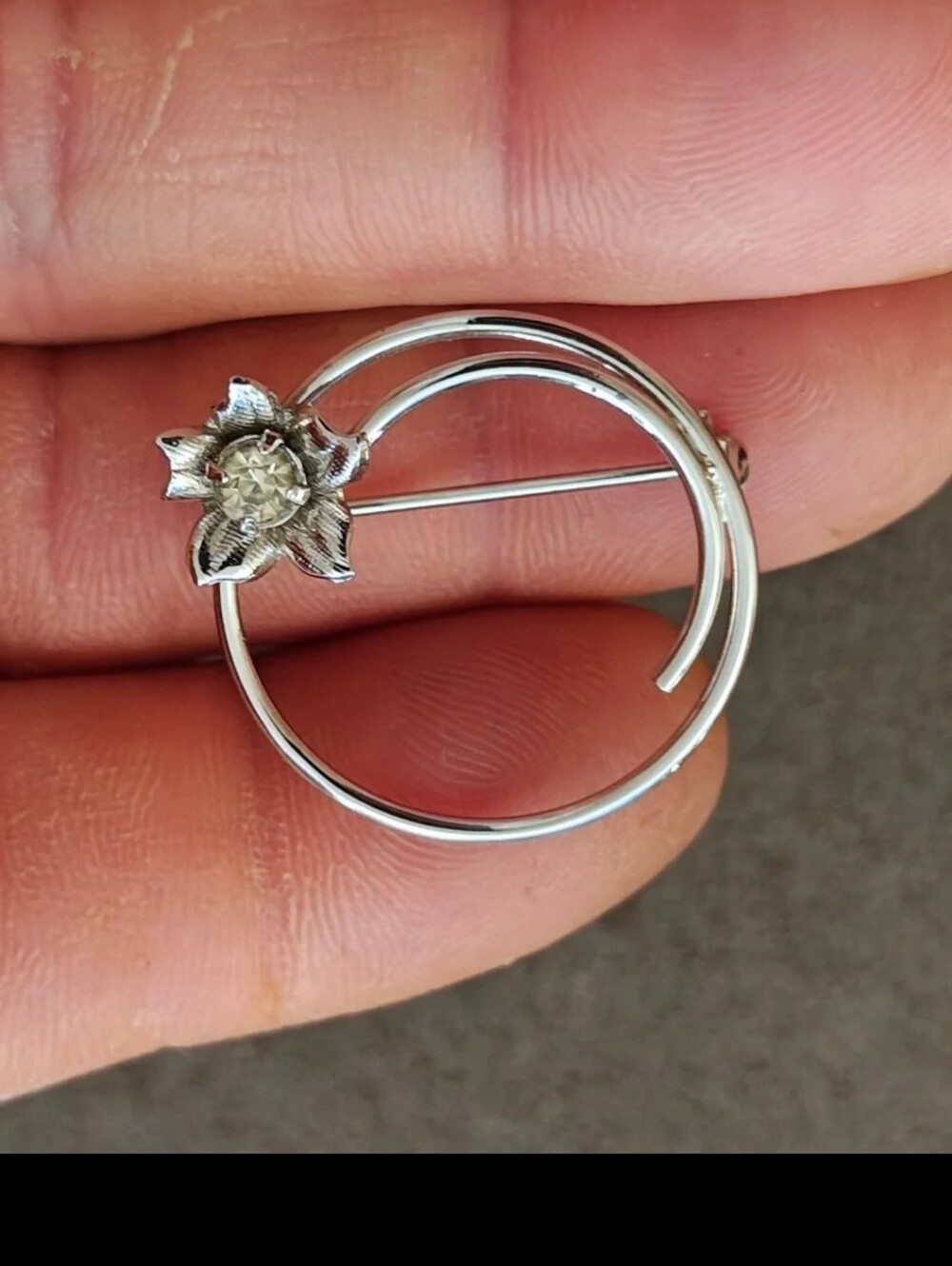 1950s/60s Hedy Sterling Silver Circle Floral Accent and Rhinestone Brooch